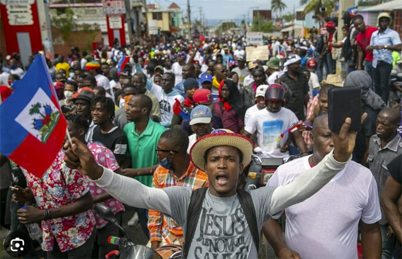El pueblo haitiano  tiene derecho a decidir su futuro